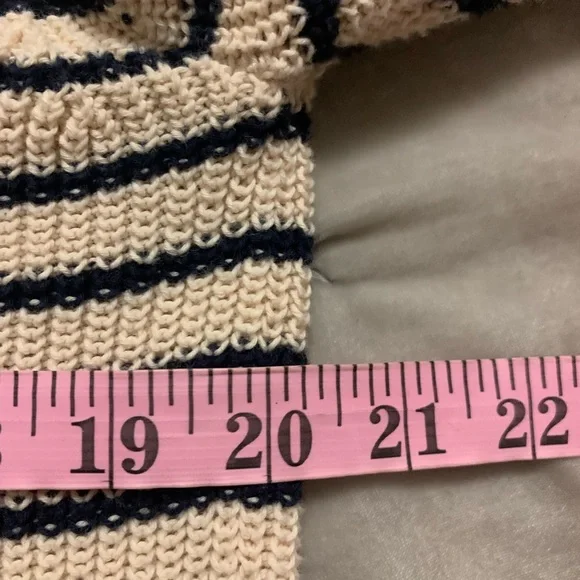 J. Crew Cream and Black Striped V-Neck Sweater size large euc - Picture 4 of 6